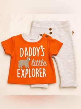 Little Beginnings “Daddy’s Little Explorer” 2-Piece Outfit (0–3M)